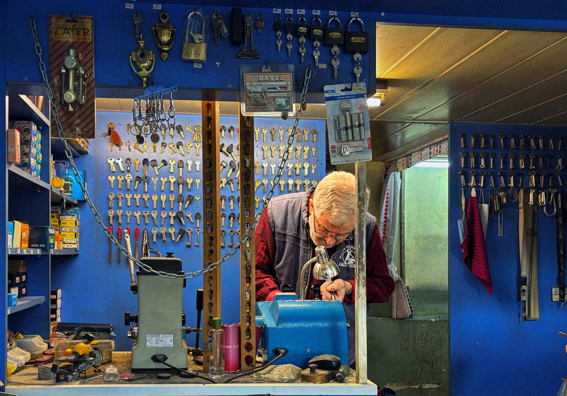 Serrurier équipe à Niort